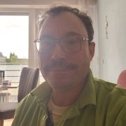 Uwe50