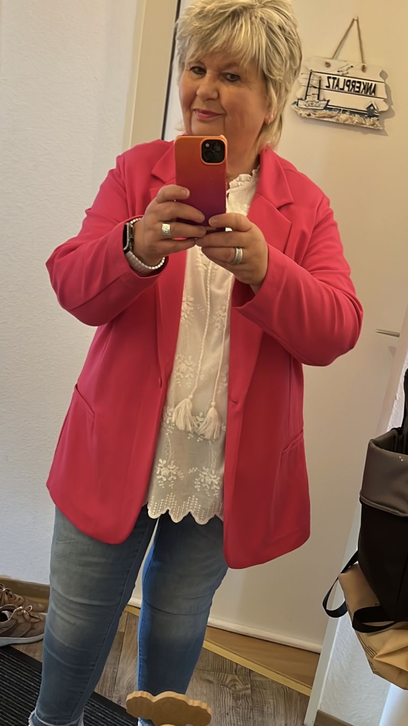 Elli28 Elli28